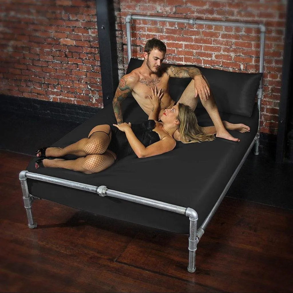 Fluid-Proof Pillowcase by Sheets of San Francisco