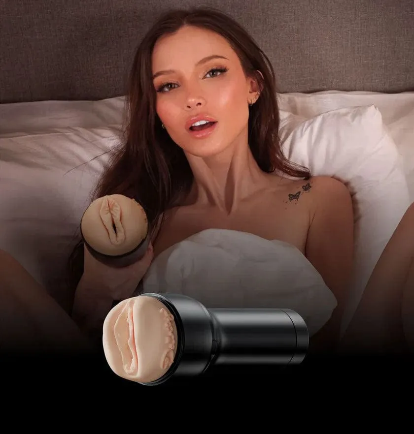 Kiiroo - FeelStars Collection Dainty Wilders Masturbator Stroker (Black)