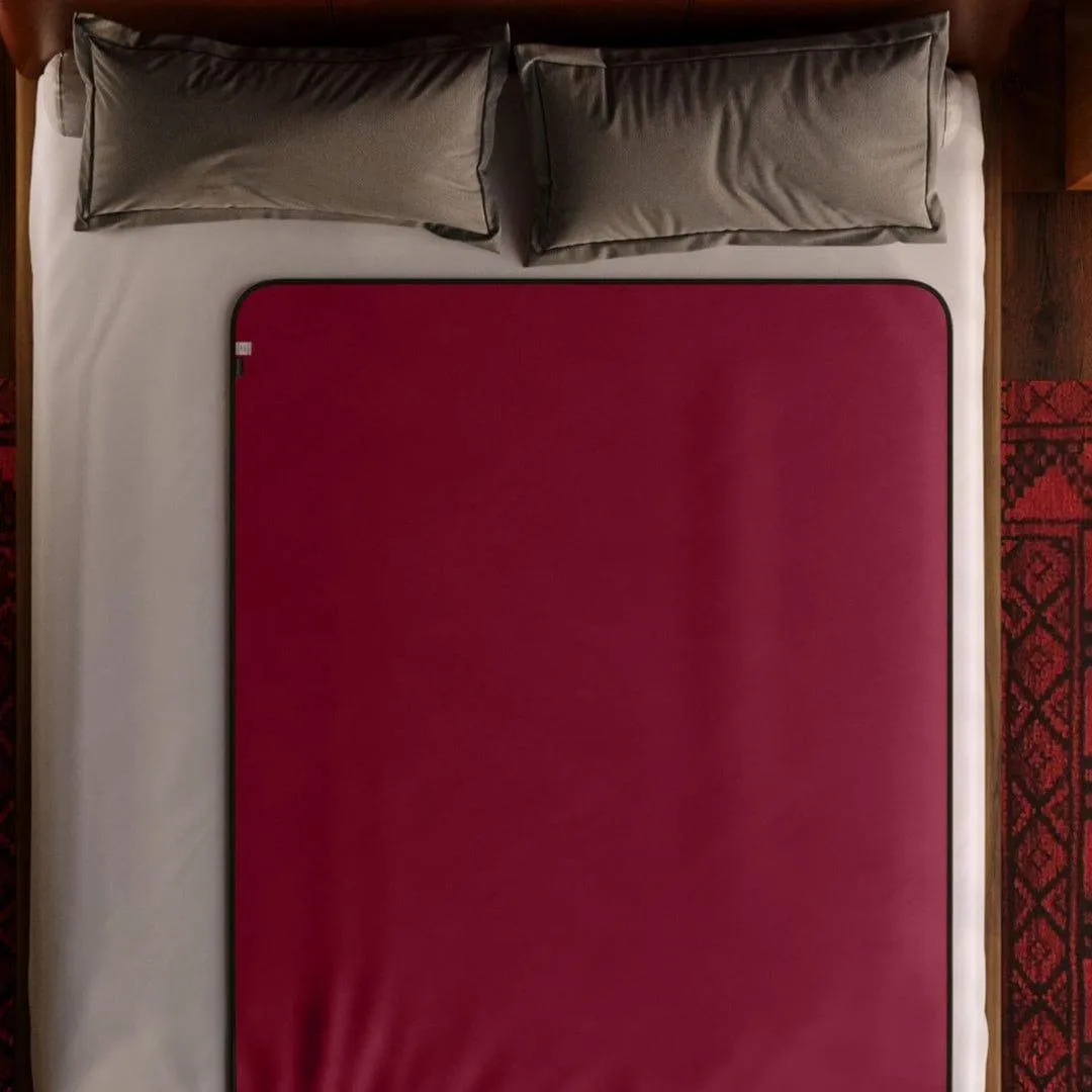 Liberator Fascinator Throw Velvety Waterproof Sex Blanket - Red