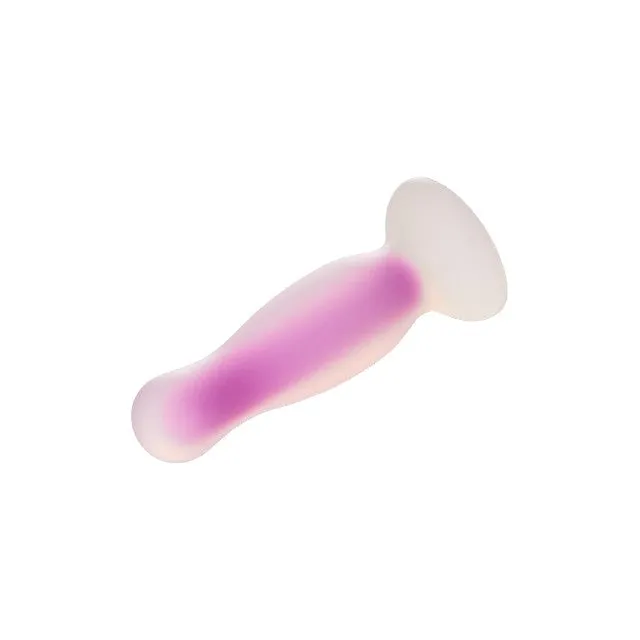 Plug anal DREAMTOYS Radiant Glow in the Dark. model cu strălucire în întuneric. lungime 12.5 cm. diametru 3.2 cm. mărime M. mov